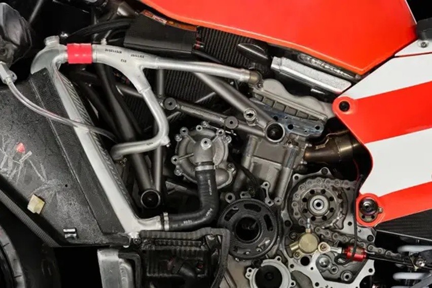 Ducati Desmosedici GP8