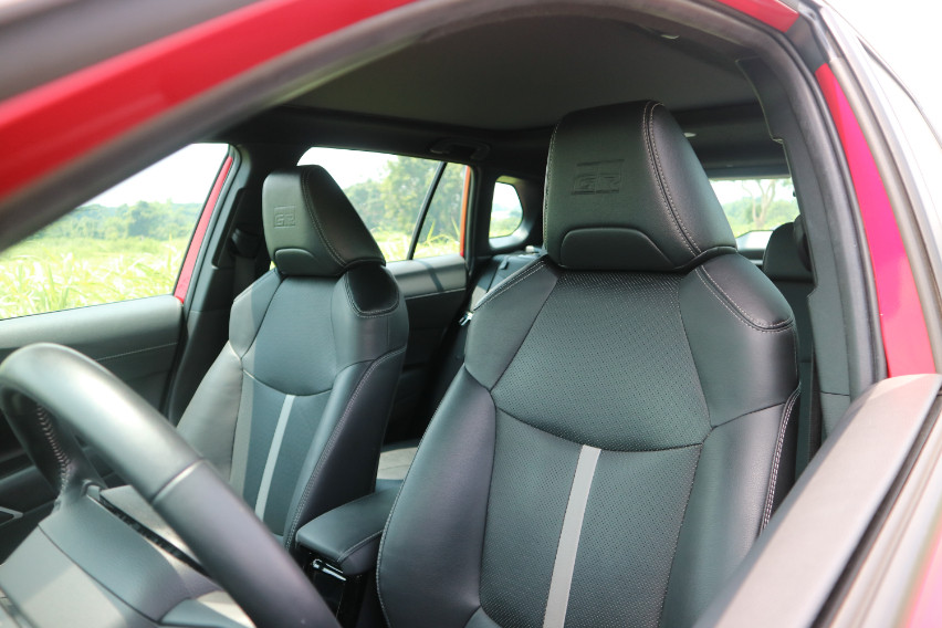 Toyota Corolla Cross GR-S HEV