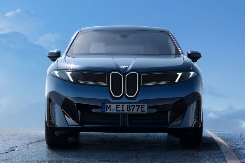 2025 BMW iX3 front grille