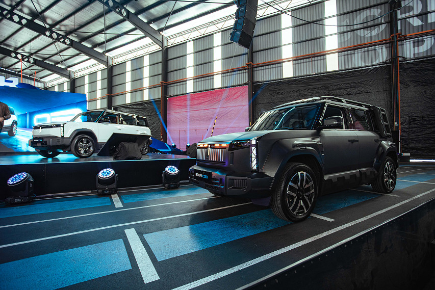 icaur 03 two variants view malaysia