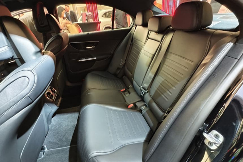 Mercedes-Benz C 200 AMG Line rear seats view