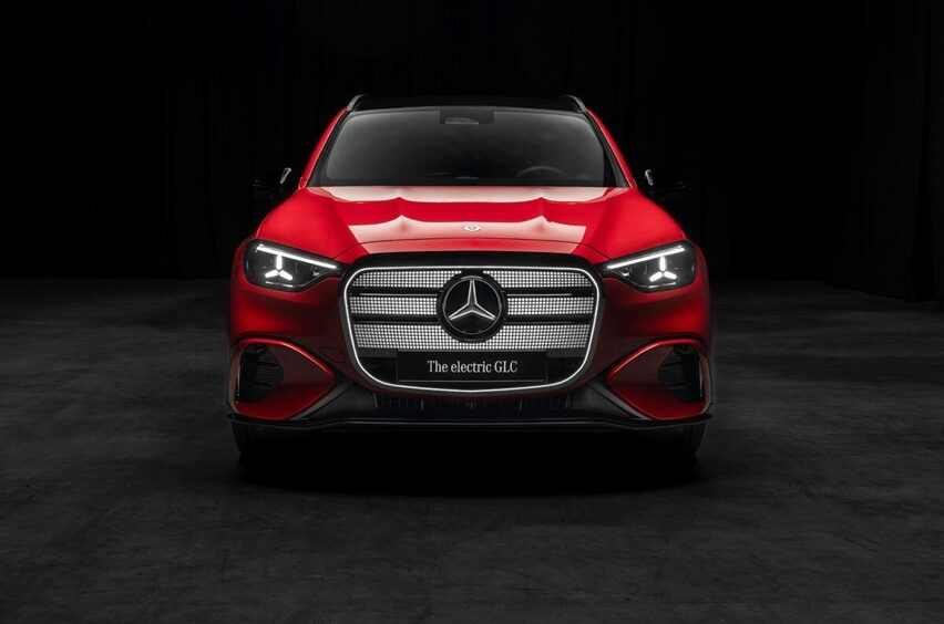 Mercedes-Benz GLC EQ 2026 Debut: SUV Listrik 700 Km Penerus EQC