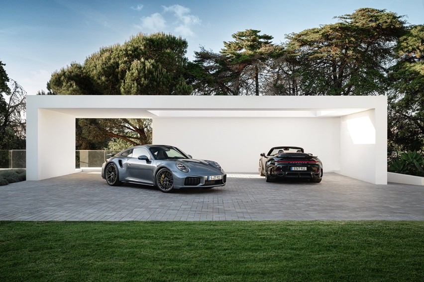 Porsche 911 Turbo S dan Cabriolet