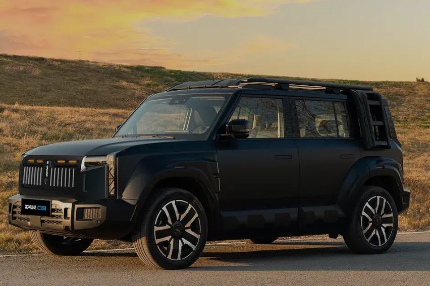 iCAUR 03 Black Phantom Edition