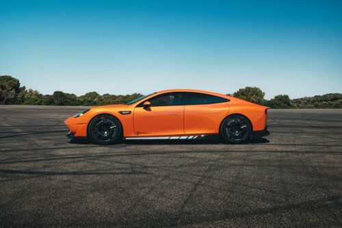 Ban Baru Michelin Antar Mercedes-AMG Cetak Rekor Keliling Dunia di Sirkuit Nardò