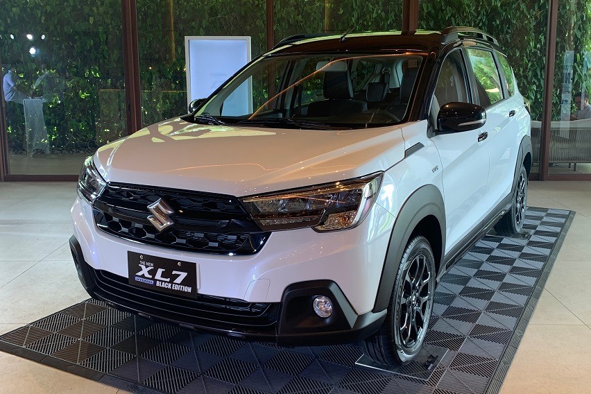 Suzuki XL7 Black Edition