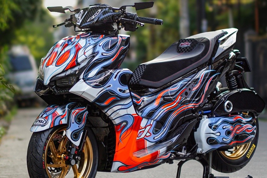 Modifikasi Yamaha CustoMaxi