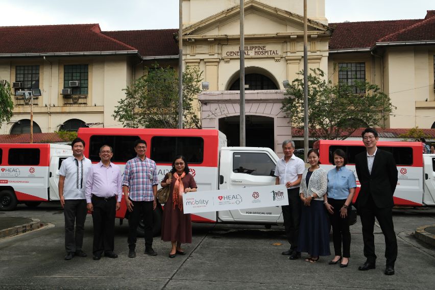 Toyota Mobility Foundation turns over 3 Tamaraw shuttles to PGH