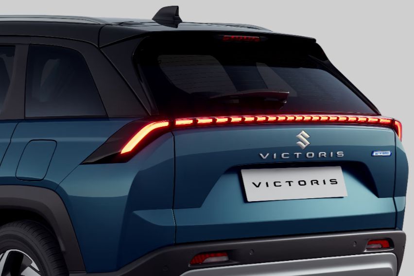 Suzuki Victoris rear