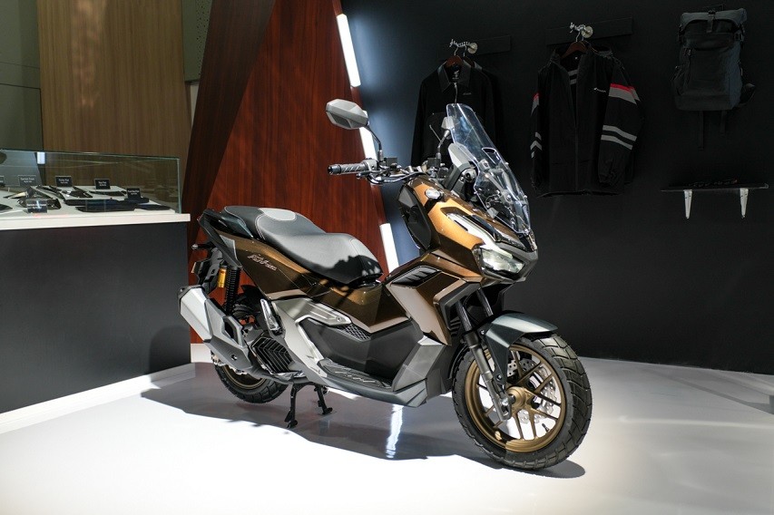 Desain Honda ADV160 Roadsync