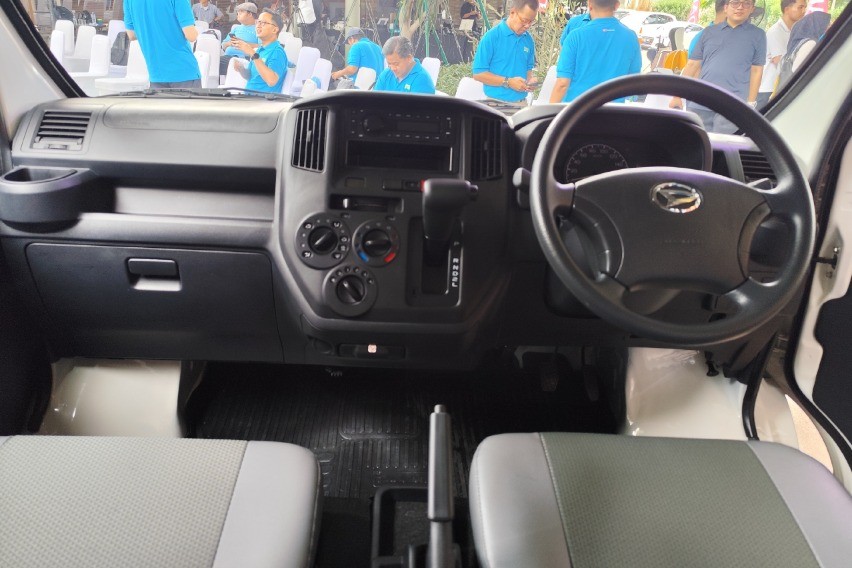 Interior Daihatsu GranMax Blindvan AT