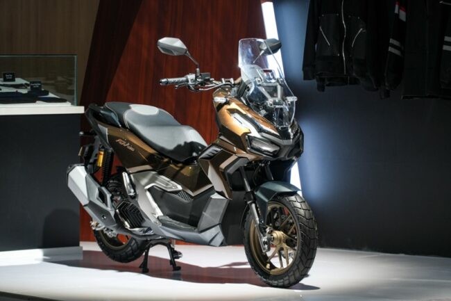 2025/09/Aksesori-Resmi-AHM-New-Honda-ADV160-10.jpg
