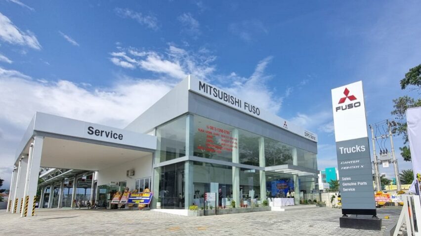 Mitsubishi Fuso Hadirkan Layanan Lengkap di Garut