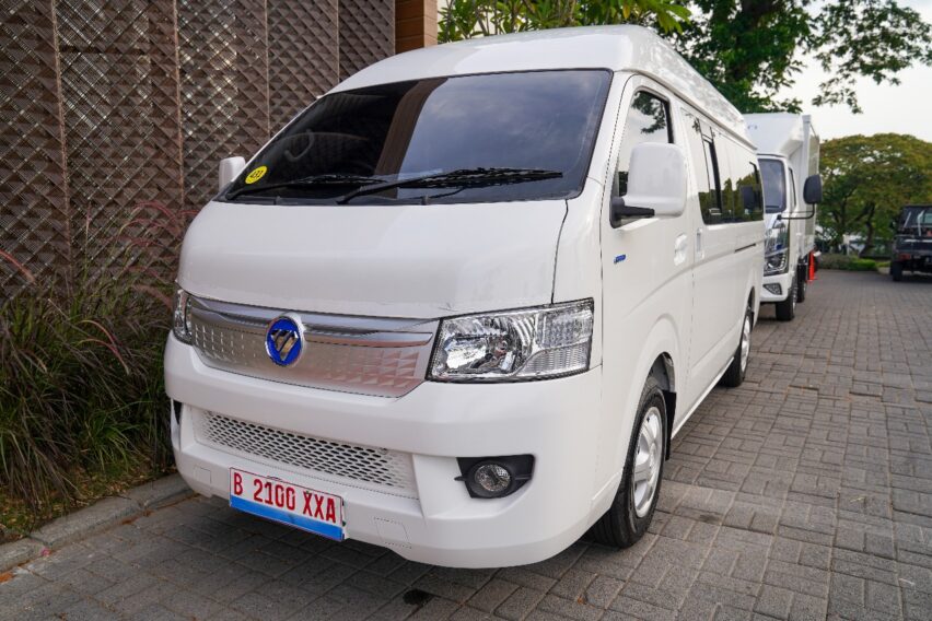 Kendaraan Niaga EV Proton