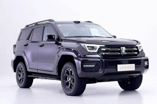 2025 GWM Tank 400 plug-in hybrid SUV debuts in China