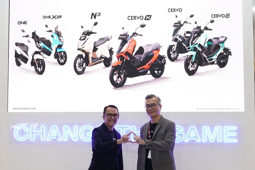 Alva Rayakan 3 Tahun Perjalanan di IMOS 2025, Perkuat Komitmen Mobilitas Listrik