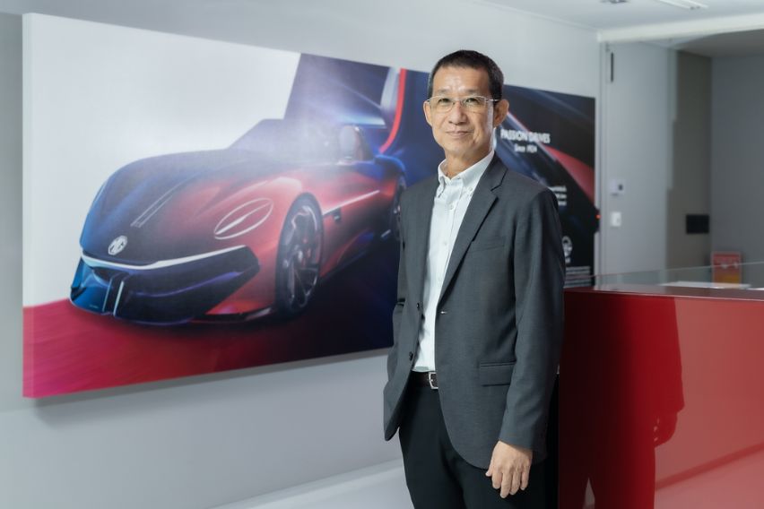 Mr. Pongsak Lertreedeewattanawong, Deputy Managing Director of MG Sales (Thailand)