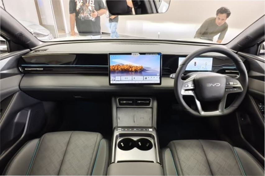 BYD Seal 6 interior view Malaysia