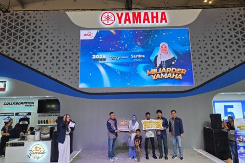 Ibu Rumah Tangga Asal Poso Raih Hadiah Rp1 Miliar dari Program Miliarder Yamaha 2025