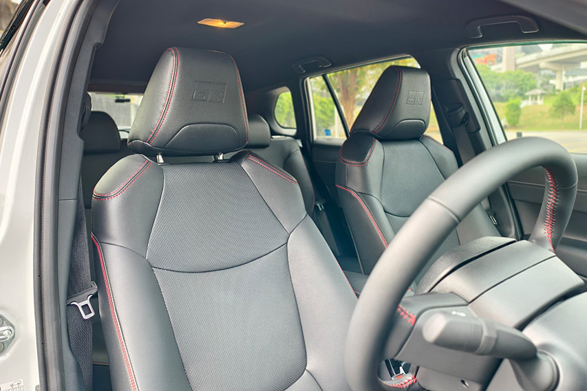 Toyota Corolla Cross GR-Sport seats view