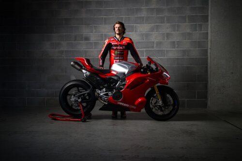 Ducati Panigale V4 R 2026: Teknologi MotoGP dalam Balutan Motor Jalan Raya Ducati Panigale V4 R 2026: Teknologi MotoGP dalam Balutan Motor Jalan Raya