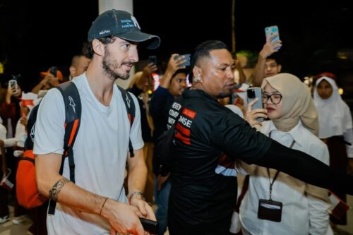 Para Bintang MotoGP Tiba di Lombok Jelang Grand Prix Mandalika 2025