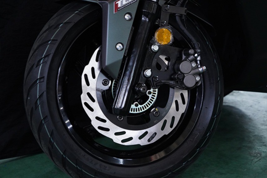 ABS and TCS SYM Naga 155