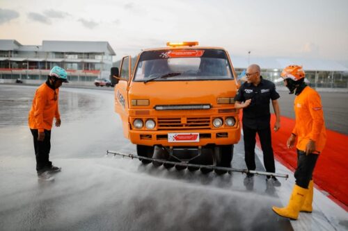 Peran Vital Road Sweeper dalam Persiapan Sirkuit Mandalika untuk MotoGP Indonesia 2025