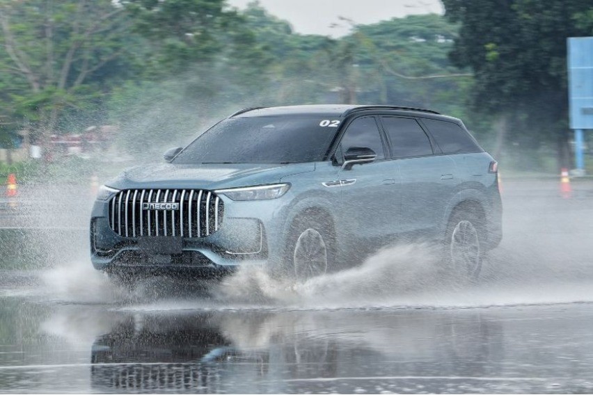 First Drive Jaecoo J8 SHS ARDIS: SUV PHEV 7-Seater Serba Bisa