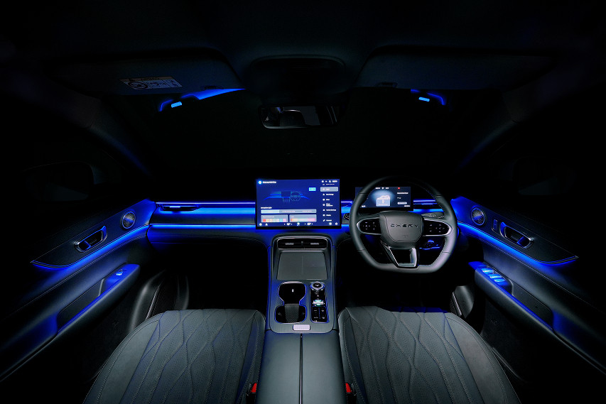 Chery Tiggo 8 PHEV interior view