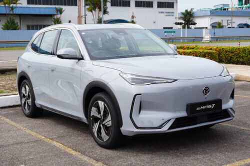 Proton e.MAS 7 finally gets Android Auto via OTA update, wired and wireless