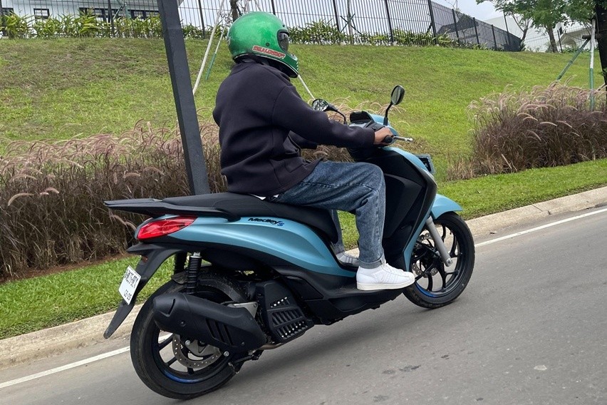 Test ride Piaggio Medley S