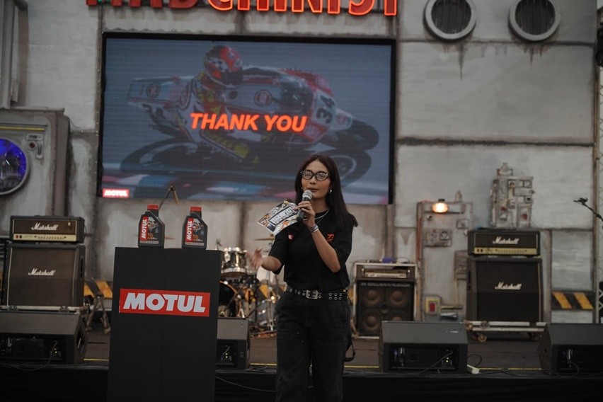 Motul Luncurkan Pelumas Mesin 2-Tak Berperforma Tinggi