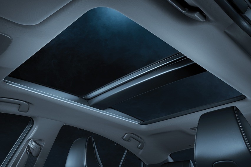 sunroof New Toyota Camry 2.5 V