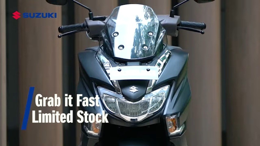 Suzuki Burgman 125 EX Chrome Edition