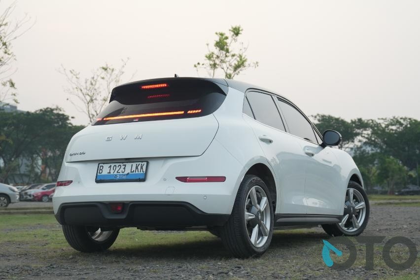 Desain belakang GWM Ora 03