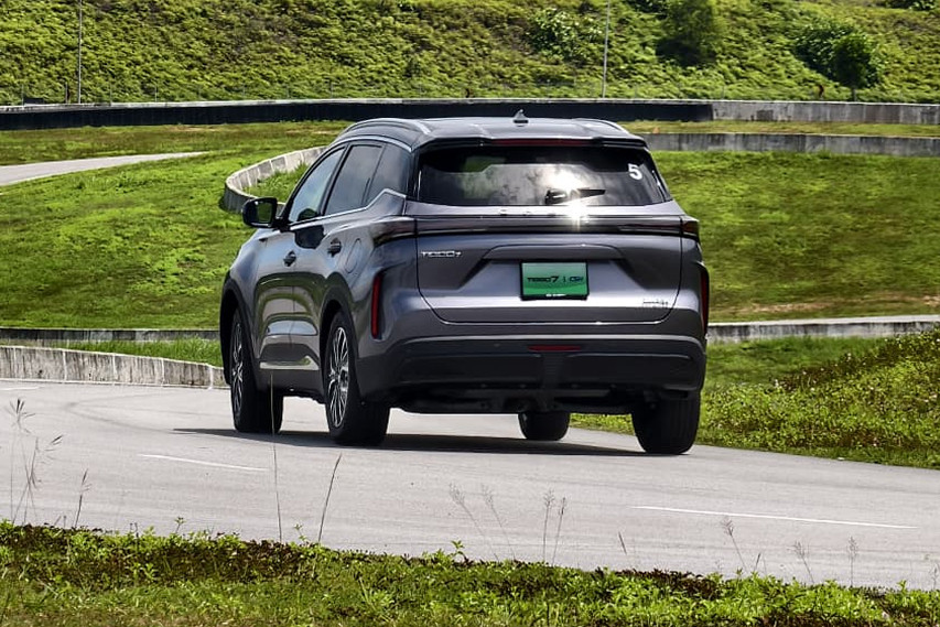 Chery Tiggo 7 PHEV exterior