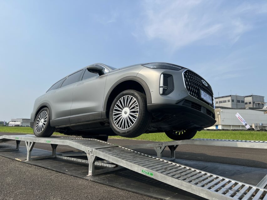 Review Chery Tiggo 9 CSH