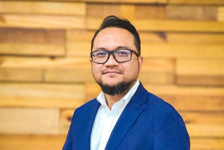 Mohd Azhar bin Mustaffa Kamal jetour malaysia sales director