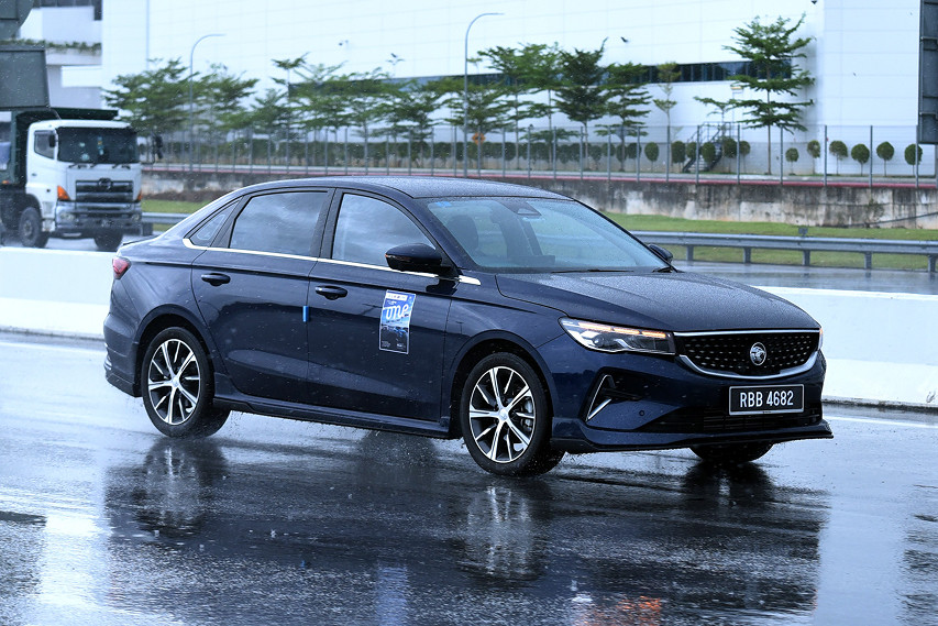 Proton S70 fuel efficiency