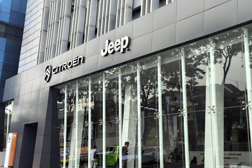 Jeep Resmikan Diler Baru di Gading Serpong, Perkuat Layanan dan Hadirkan Model Terbaru