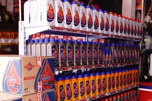 Federal Oil Ungkap Peredaran Pelumas Tidak Sesuai Spesifikasi di Jambi, Konsumen Diimbau Lebih Waspada Federal Oil Ungkap Peredaran Pelumas Tidak Sesuai Spesifikasi di Jambi, Konsumen Diimbau Lebih Waspada