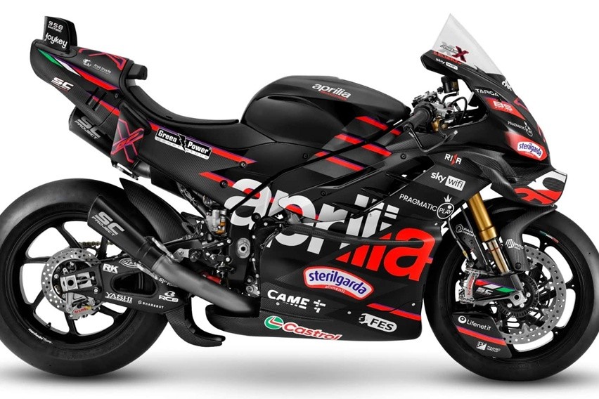 Tampak samping Aprilia RSV4 X-GP