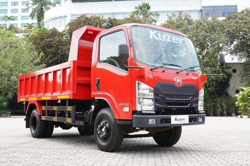 UD Trucks New Kuzer SKE 150