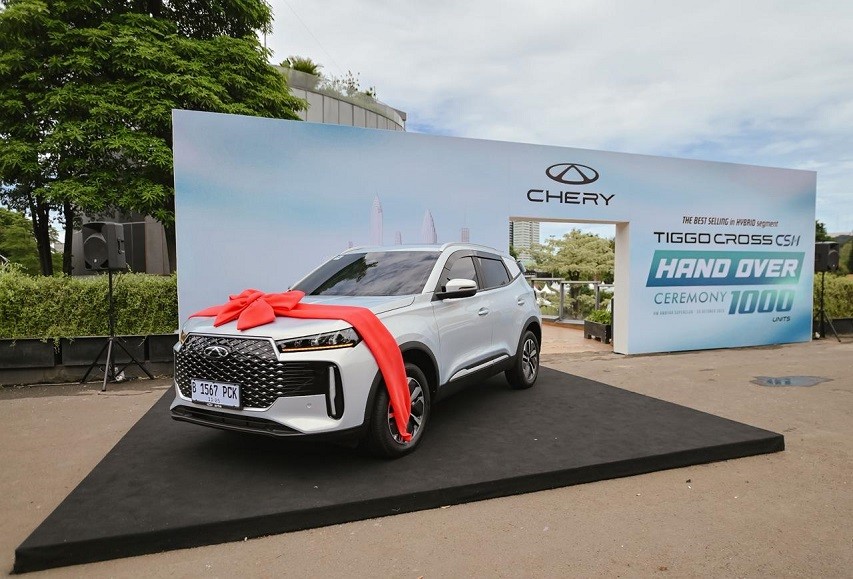 serah terima perdana Chery Tiggo Cross CSH