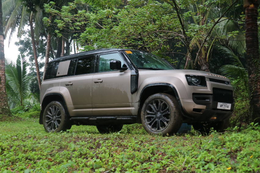 Land Rover Defender