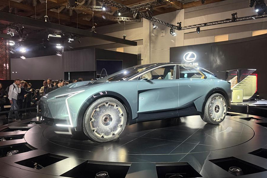 Lexus coupe concept view