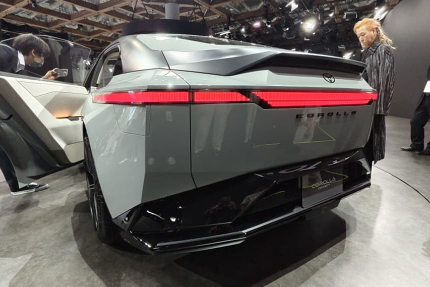 Toyota Corolla concept rear view