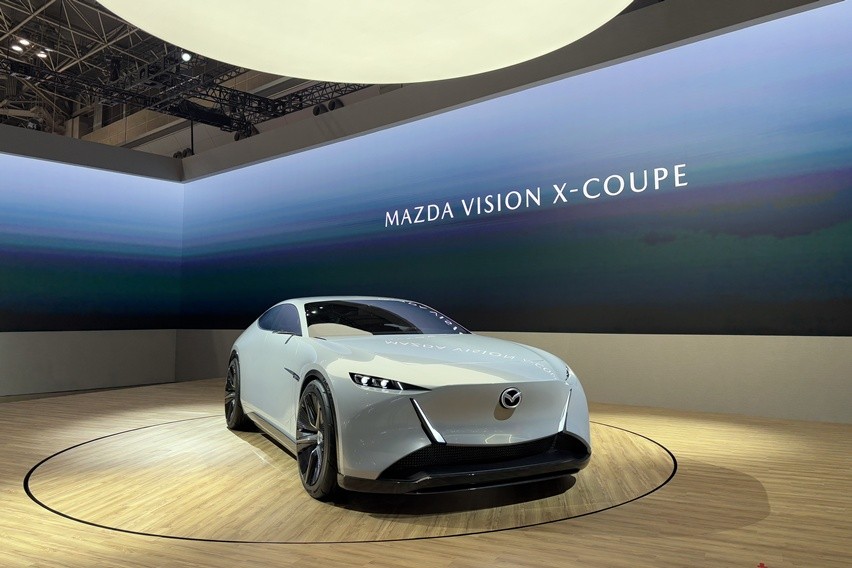 Mazda Kembangkan Bahan Bakar dari Alga, Inovasi Biofuel yang Bisa Bersihkan Udara