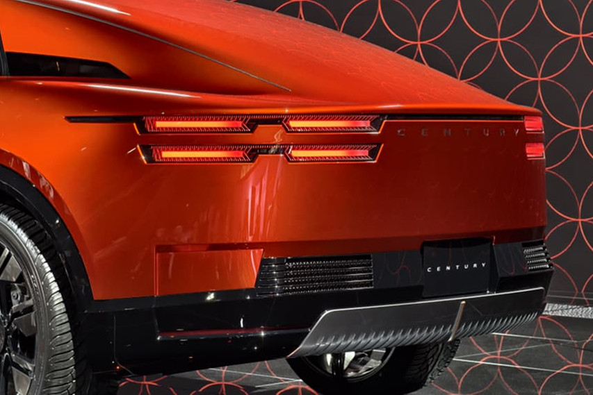 Toyota Century SUV rear view